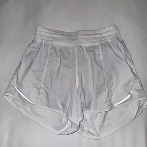 Lululemon Hotty Hot - White